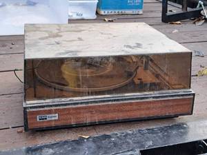 lot 979 image: Vintage BSR McDonald Professional Record Player 2510X