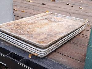 lot 983 image: Lot of (5) Baking Sheets