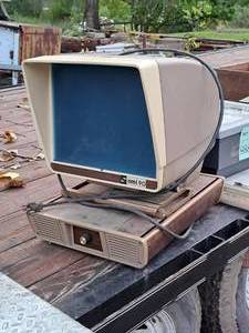 lot 989 image: Northwest Microfilm Inc Microfilm ReaderMonitor 90