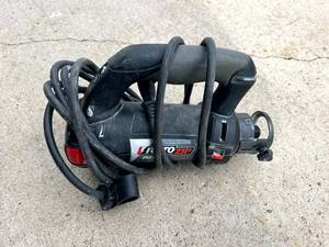 lot 15 image: Roto Zip