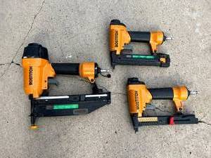 lot 18 image: Bostitch Air Nailers