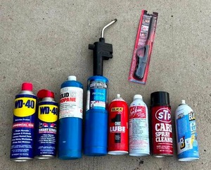 lot 55 image: Propane Cylinders & Spray Cans