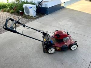 lot 64 image: Toro 22 Recycler Self-Propel System Mower