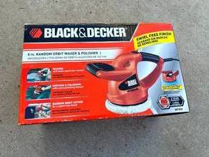 lot 74 image: Black & Decker 6 Random Orbit Waxer & Polisher