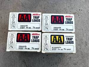 lot 92 image: 12 Gauge Trap Loads