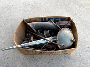 lot 130 image: Model T Parts