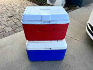 lot 152 image: Coolers