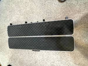 lot 167 image: Gun Guard Hard Cover Gun Case