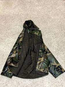 lot 176 image: Duck Bay Size M Camouflage Jacket