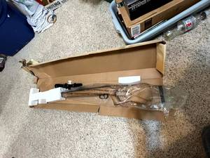 lot 180 image: NIB Benjamin Model BW177NP .177 Pellet Airgun with Scope