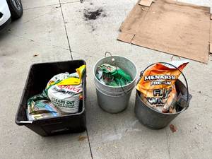 lot 205 image: Grass Seed, Turf Food, Weed & Feed