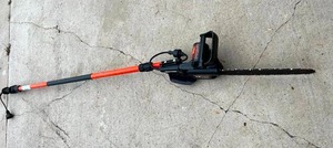 lot 257 image: Remington 14 Limb N Trim Pole Saw