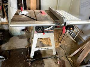 lot 3 image: Craftsman 2412 10 Table Saw on Wheels