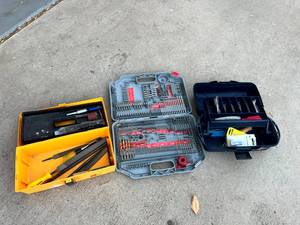 lot 302 image: ToolsDrill Bits