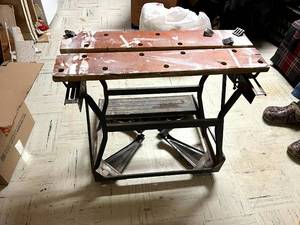 lot 418 image: Black & Decker Duel Height Workmate