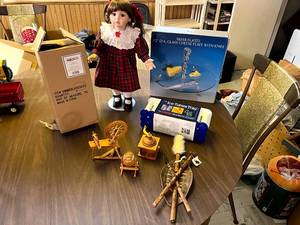 lot 385 image: Mixed Lot