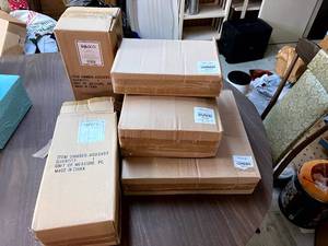 lot 387 image: NIB Figurines & Glassware