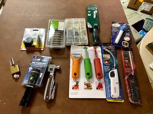 lot 399 image: Mixed Lot