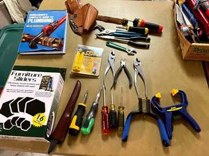 lot 409 image: Hand Tools, Furniture Slides