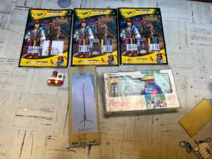 lot 431 image: Childrens Items