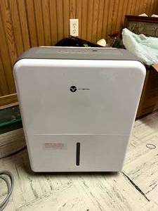 lot 439 image: Vremi Dehumidifier