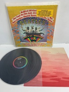 lot 26 image: The Beatles Magical Mystery Tour Vinyl Record