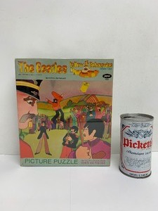 lot 51 image: The Beatles Yellow Submarine Picture Puzzle - Beatles in Pepperland 