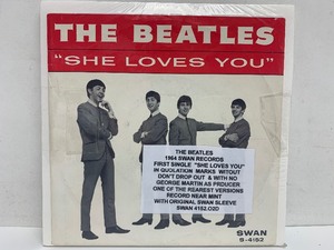 lot 82 image: Rare 45 The Beatles She Loves You & Ill Get You Vinyl Record