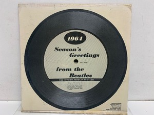 lot 89 image: The Official Beatles Fan Club Item - 1964 Seasons Greetings from the Beatles Tri-Fold, One-sided Flexi Disc w Picture of the Beatles & Fan Club News