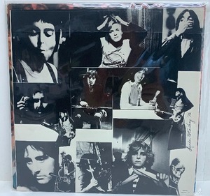 lot 98 image: Wings At The Speed Of Sound Vinyl Record