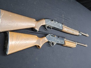 lot 18 image: 2 CROMAN BB GUNS   RIFLES