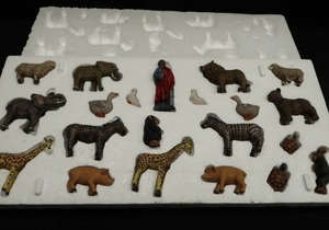 lot 61 image: NOAHS ARK ANIMALS