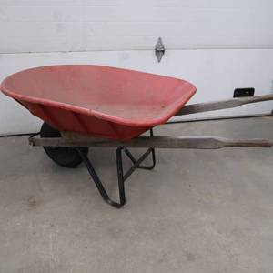 lot 82 image: WHEEL BARROW IN RED