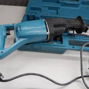 lot 118 image: MAKITA RECIPRO SAW
