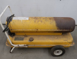 lot 128 image: PORTABLE SPACE HEATER