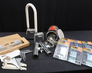 lot 131 image: MOUNTING HARDWARE