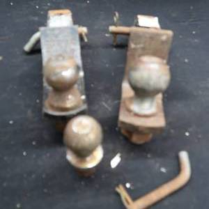 lot 167 image: HITCH LOT