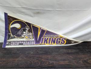 Vintage Vikings Pennant