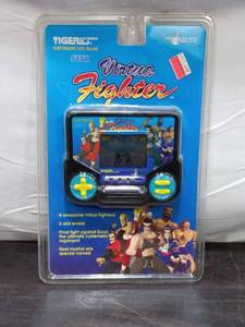 Vintage SEGA Virtua Fighter Handheld Game