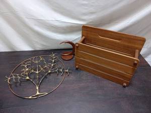 Three Dcor Items