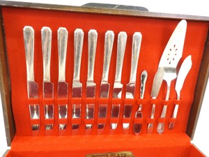 60 Piece (8 Person) Silver Plate Silverware Set in Wood Box