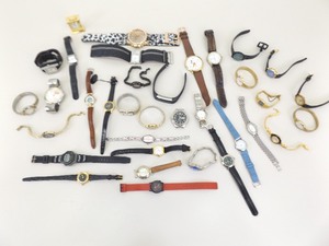 Large Lot of Vintage Watches