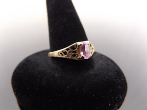 10k Yellow Gold Oval Cut Pink Sapphire Scrolled Ring Size 7.5