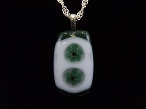 .925 Sterling Silver THICK and LONG Box Link Green Art Glass Pendant Necklace
