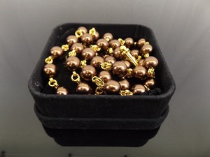 In Original Box AS NEW Joan Rivers LONG Pearl Necklace