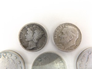 Lot of Antique and Vintage Collectible US and Canadian Silver etc. Coins