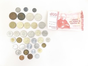 Lot of Vintage Collectible Foreign CoinsMoney