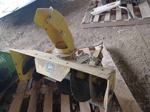 John Deere Snowblower Model No. G338K, Serial No. 450456M