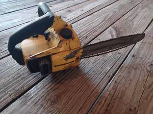 McCulloch Mini Mac Chainsaw