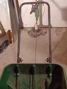 Scotts Speedy Green 2000 Quick-Application Broadcasst Spreader